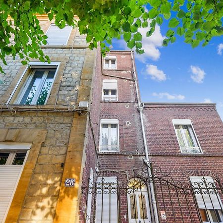 Budget Appart Avec Parking Au Centre-Ville Charleville-Mézières Εξωτερικό φωτογραφία